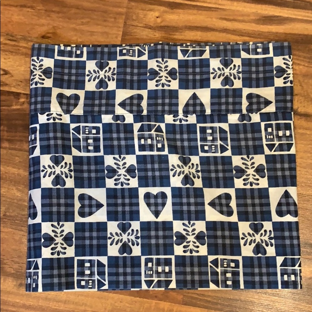 Valance - 70 inches. Blue and white hearts
